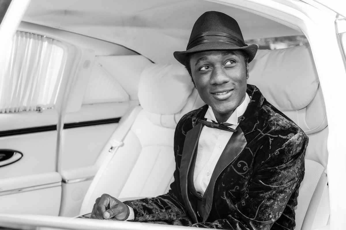 aloeblacc's tweet photo. In the presence of @QuincyDJones, I had to style up! #GoodTimes at the Cannes France Maybach Foundation event in 2011.

✒️ BEST CAPTION for this photo with Quincy Jones and I gets a Dollar! 💲Be nice. 😊

📷: Tom Koenig
🧥: @byweave

#FashionFriday #oldschoolcool #GoodThings https://t.co/jWqepO8ukK