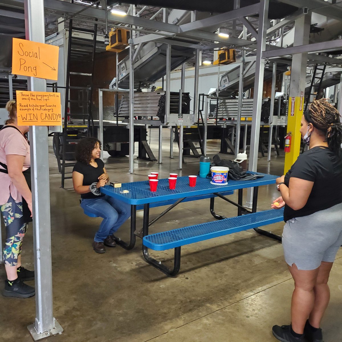 RScott312's tweet photo. Social Pong #wellness activity with our lovely CHSP committee to talk about our fav #safety topics! Even with cooler temps, #safetyserviceswag never sleeps 🌞
@BobbyJFleming2 @day_lions https://t.co/rV8Tuq7z4O