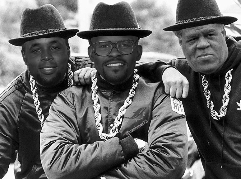 ThomasSWFL's tweet photo. Props to the @MiamiDolphins brain trust ( #RunMIA ) for moving on from the Rosen experiment.  After all, "It's Tricky!" https://t.co/O4V0kmttKn