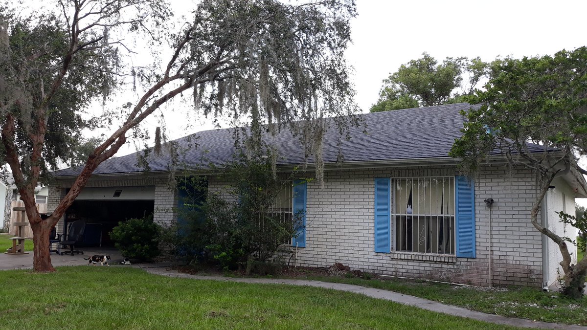 RoofingCrown's tweet photo. Roof completed in Land O'Lakes, FL https://t.co/RGlvnemvmu