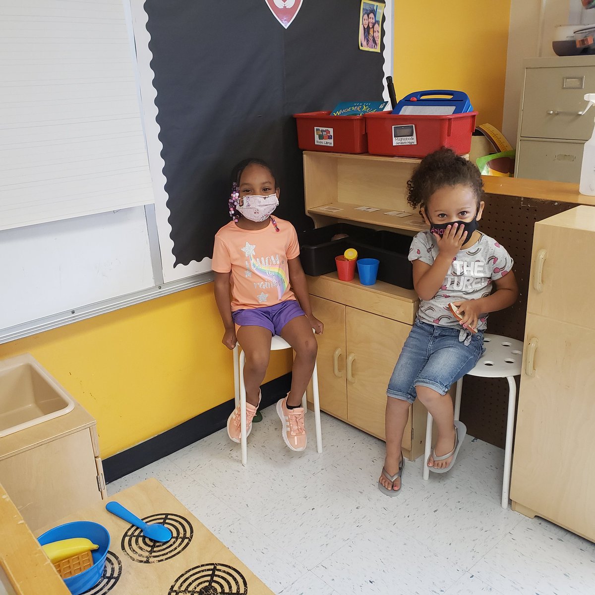 nlongoriaHS's tweet photo. Week 2 of learning to play cooperatively in centers! I'd say we are slowly getting into a nice groove.@HeadStartHeroes #wfisdEarlyLearning #HeadStart #thejourneymatters #bethelight https://t.co/HemNa7WJQi