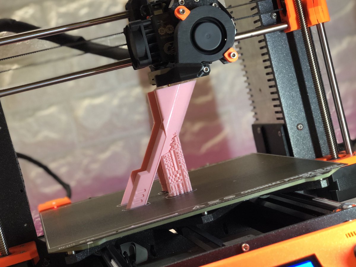 FilamentFrenzy's tweet photo. Part 2 in progress π
Printing on my @Prusa3D MK3S with @E3DOnline #Hermera
0.2mm layer heights with @AmazonUK Basics PLA
Sliced with @Raise3D @getideamaker
#3Dprinting https://t.co/gSZSCS1zyk