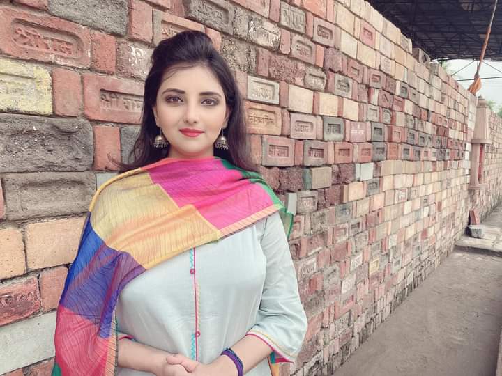 kamboj_anita's tweet photo. #NewProfliePic @Asthakaushik05 @ABPNews
गुरु ब्रह्मा गुरु विष्णु गुरु देवो महेश्वर: गुरु साक्षात् परब्रह्म श्री गुरुवे नमःfor my AsthaDii you are my #Guru #Rolemodel #Indpration #BestDii learn lot of thing from you:) And today is the best Day Happy techer Day Dii💐💐🙏🙏💓 https://t.co/3RAwoaepyA