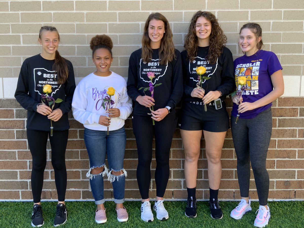 Bryan612Princ's tweet photo. Congrats to our 2020 Homecoming court
Queen Shallyn Miley
Sr Attend Abby Fernihough
Jr Attend Chloe Wyllie
So Attend Crystal Fillman
Fr Attend Ella Voigt https://t.co/P7AZ05QmP0