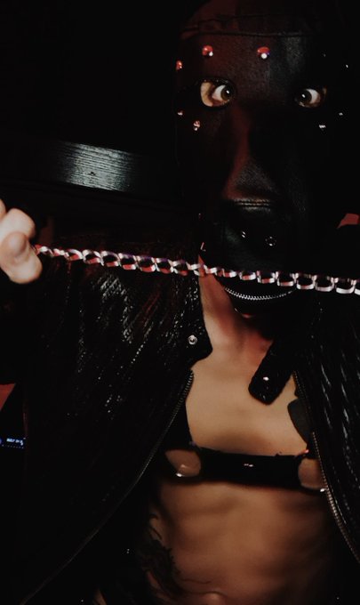 Indice sur le th&egrave;me de notre derni&egrave;re vid&eacute;o disponible sur MYM 😈🤪   https://t.co/35QTo9KPTy https://t<a href="/tag/btw"class="tags"><span>#btw</span></a><a href="/tag/mym"class="tags"><span>#mym</span></a><a href="/tag/twitterfriends"class="tags"><span>#twitterfriends</span></a><a href="/tag/onlyfanspage"class="tags"><span>#onlyfanspage</span></a>