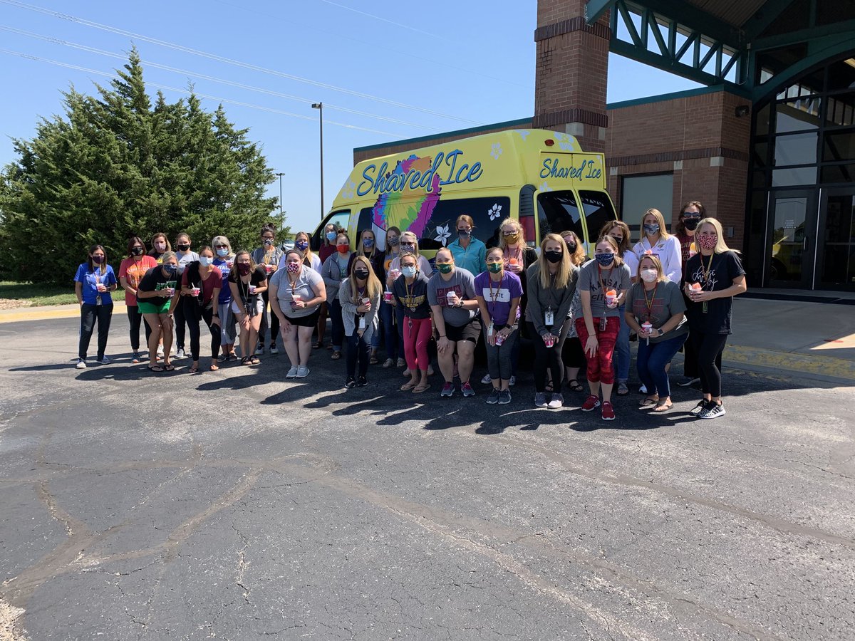 Ended our PD journey with a sweet treat! So honored to work with this amazing group of educators and now we are ready for the students to come on Tuesday! #GlenwoodRidge #GREstrong #wearyourmask