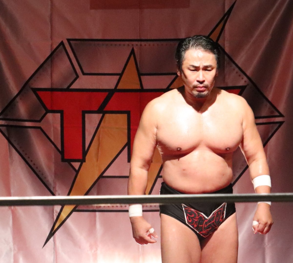 sarukichi0724's tweet photo. #黒田哲広選手

2020.9.3 TTT 新木場大会

#TTTpro
#SCRAMBLE7 https://t.co/yttzOpzFJA
