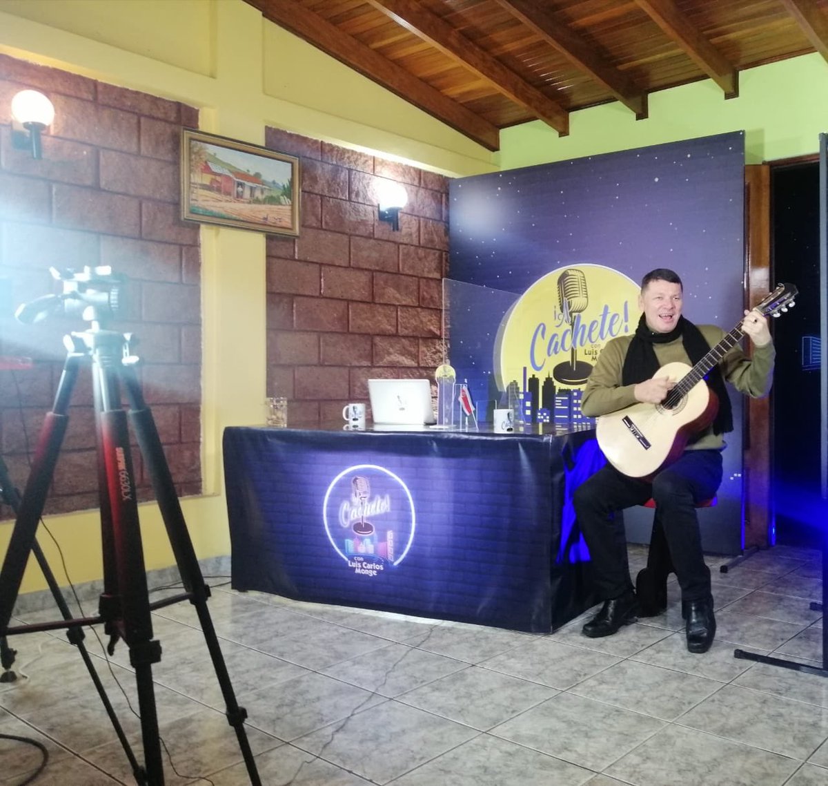 oscarlopez_cr's tweet photo. Si quiere ver el programa #Acachete donde estuve invitado, véalo aquí https://t.co/vgJrNEz78I https://t.co/pqTc5NHV4M
