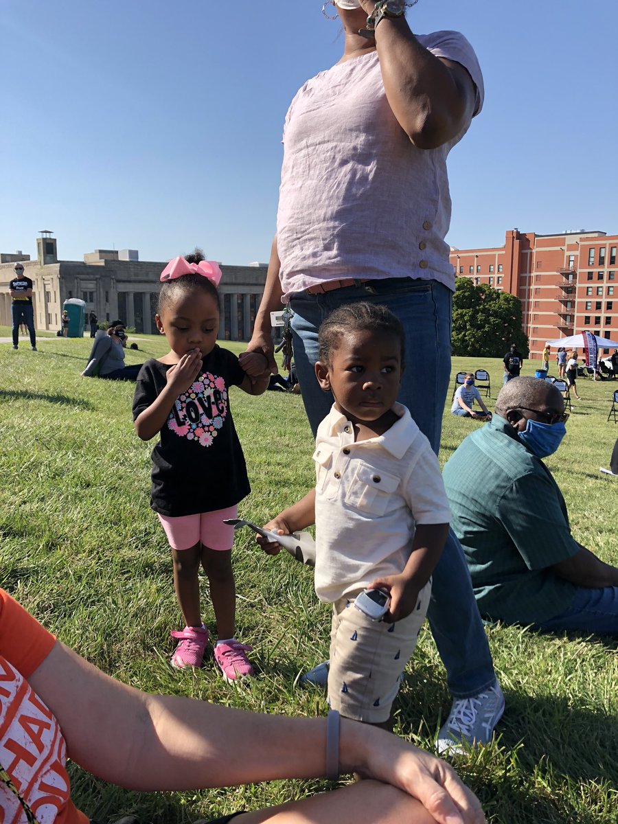 SCLCGKC's tweet photo. More beautiful faces of today’s #MarchonKC https://t.co/WefL8SGRKS