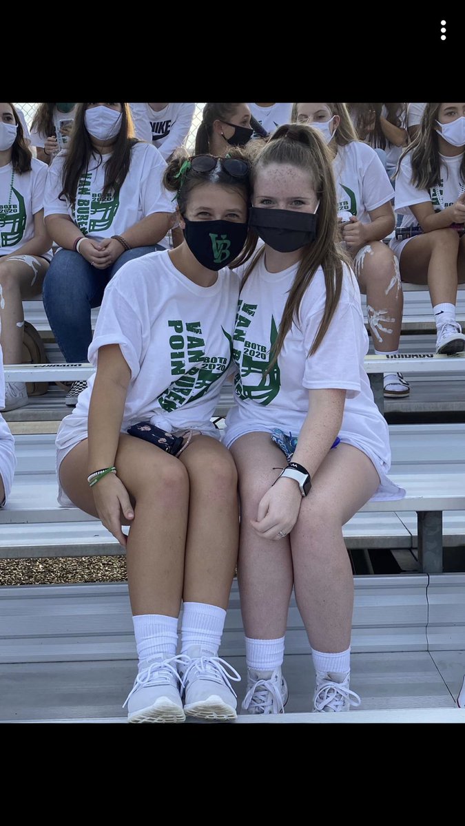vbhscheer's tweet photo. Cheering on our Pointers from the stands tonight! #BeatAlma #GoDogs https://t.co/E4T1zeDYKL