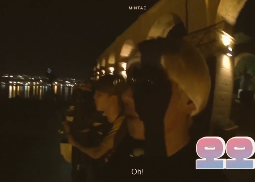"You like night views, I wanted to show you this" - #JIMIN Seriously, he's one of the most thoughtful persons to ever exist   #vmin 