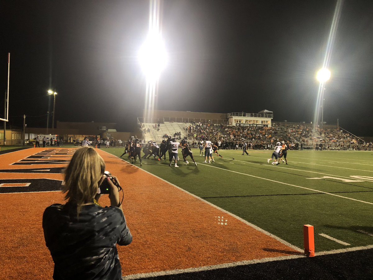 FulComMagnet's tweet photo. FulCom under the lights! #GoFalcons https://t.co/BhlsDbXxm6