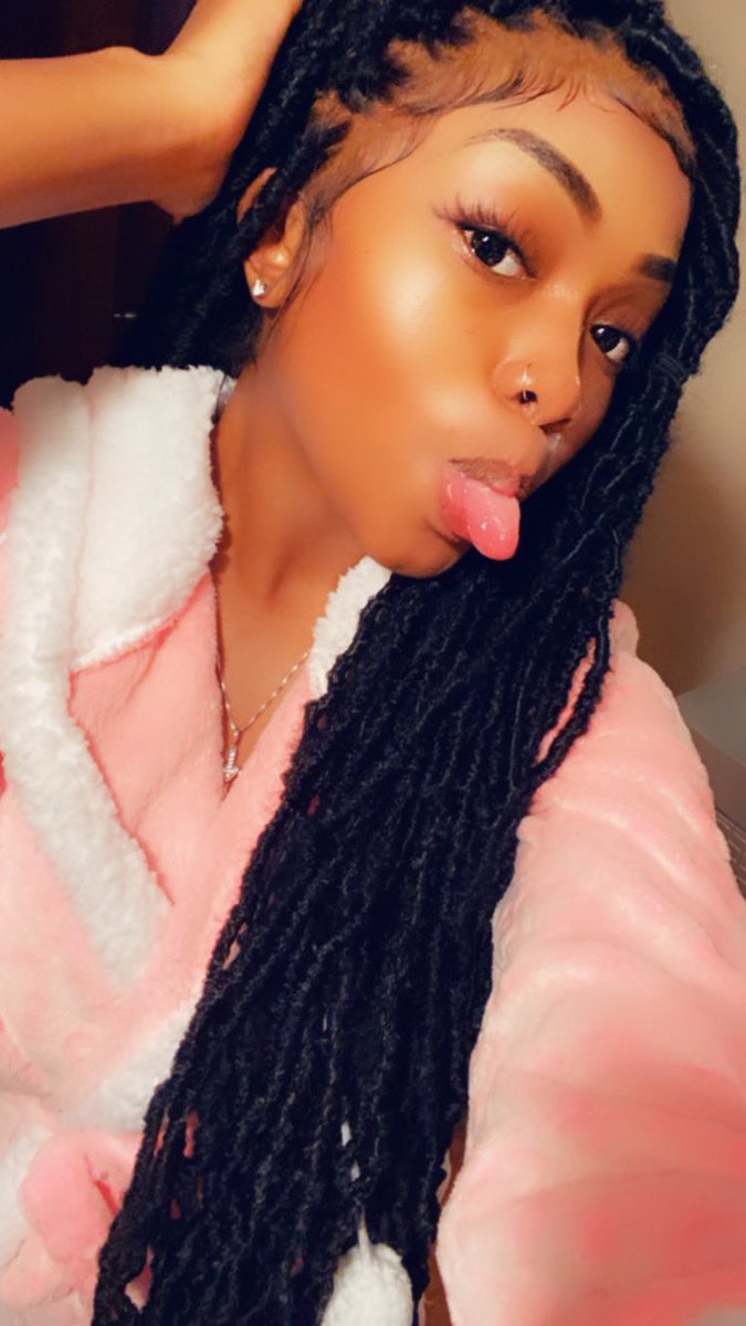 ItsMorgan_ToYou's tweet photo. Soft locs wig made and installed by me π₯°
.
Available for Pre orders π
.
Wigs are made to order βΌοΈ
.
Dm for serious inquiries π
.
#hair #beauty #lacewig #whatlace #waterwave #laceunit #chicago #chicagohairstylist #chicagohair #slay #softlocswig #fauxlocwig https://t.co/QVm6ls7NZh