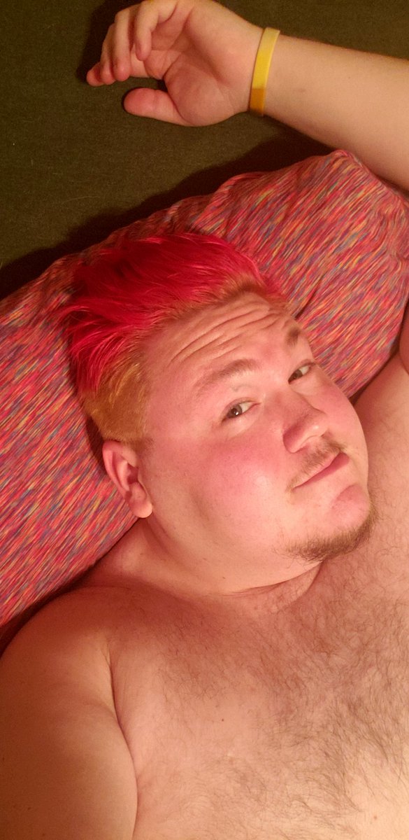 Cbg_Shoc93's tweet photo. Gonna cubb it out for a bit . Kinda cute lol eh π¬π¬π¬ #cubby #sexycub #sexybear #cutecubby #cuteandchubby https://t.co/MR0Tgk3stM