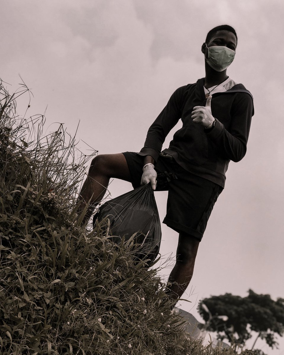 ploggingnigeria's tweet photo. What appeals to you most in this picture #PloggingClubUNIBEN took sometime ago on a #saturdaylikethis?
#PloggingNigeria
#WeKeepFitToKeepClean
#FitPeopleInCleanCommunities https://t.co/pmMwk2vwz8