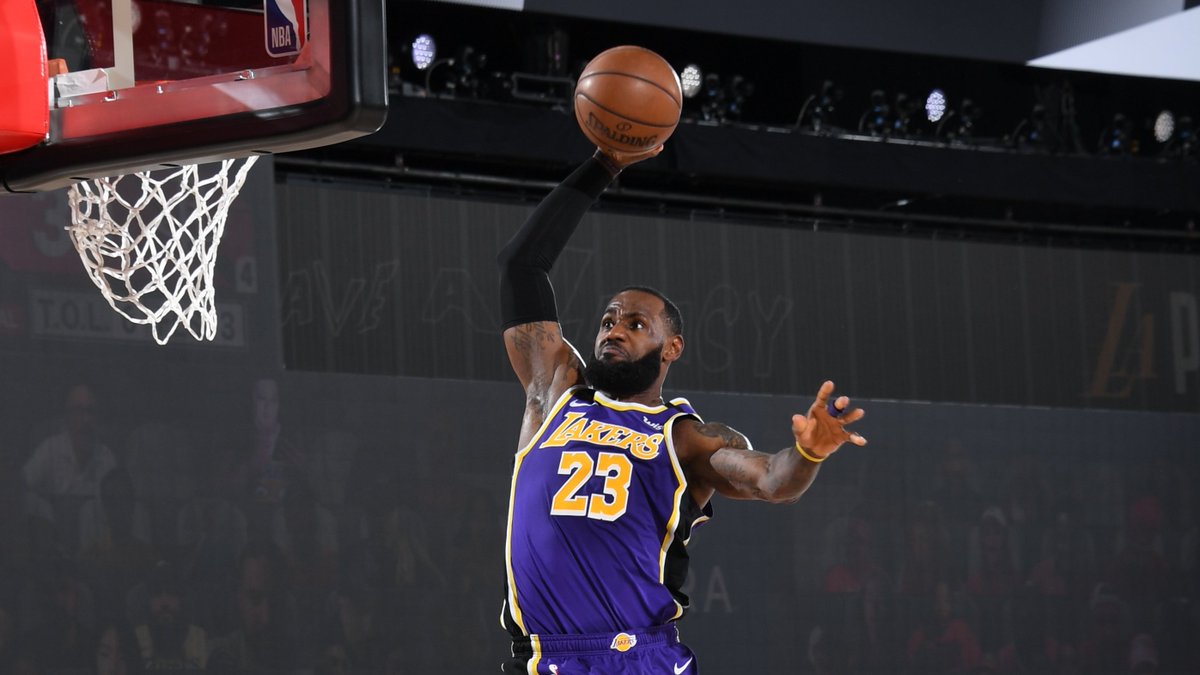 NBA's tweet photo. Timeless. https://t.co/HgggUH9ZSt
