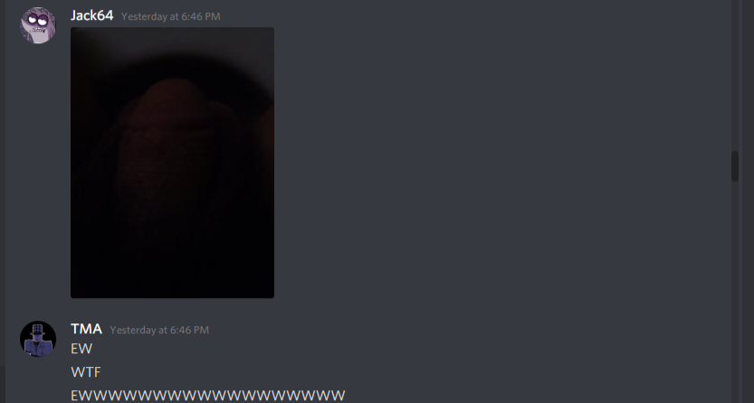 Utsukie's tweet photo. LOOK AT THE SCREENSHOT, HE DID HAPPEN BITCH https://t.co/6zfsa4E974