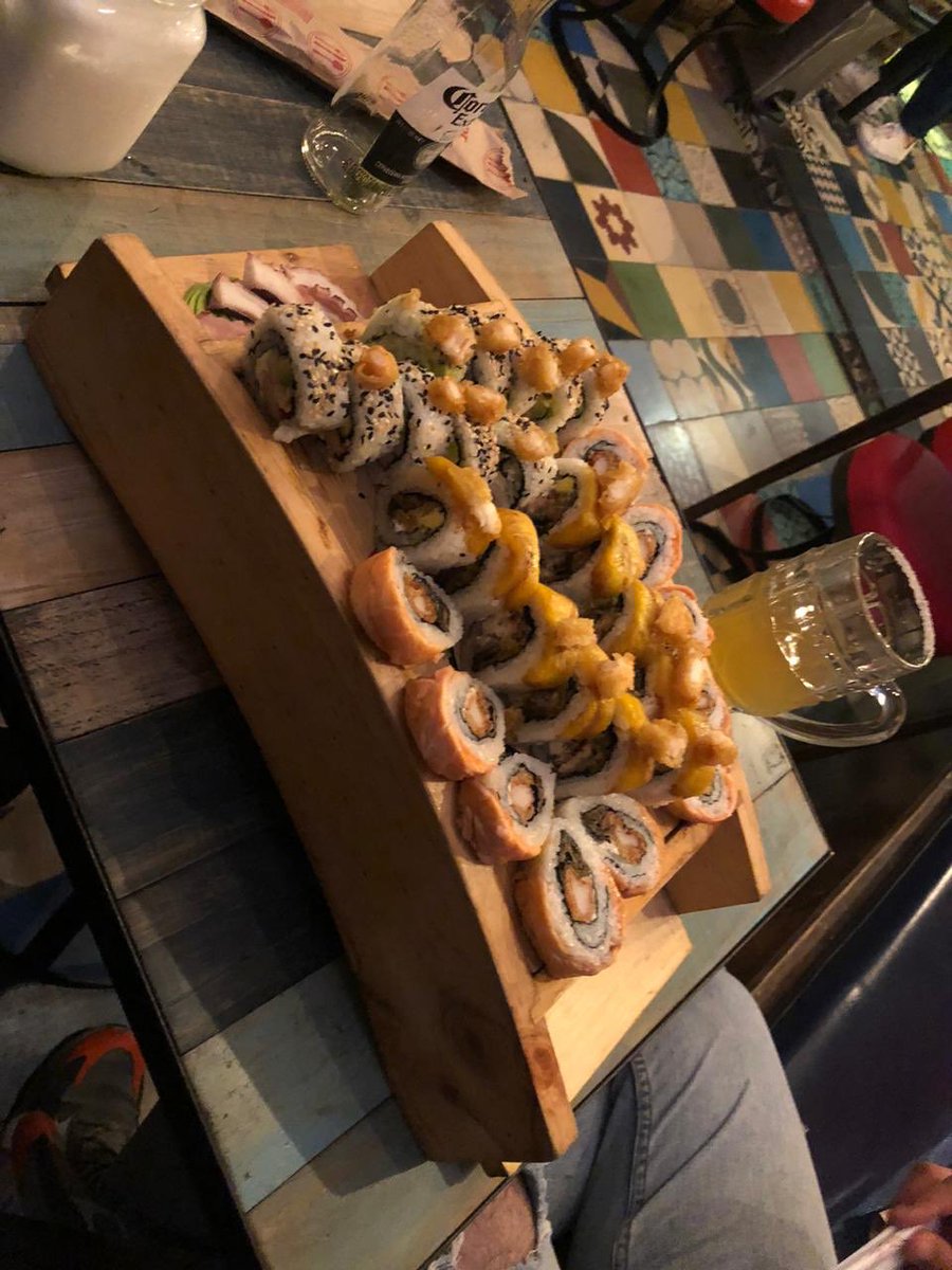 El_Purificador_'s tweet photo. Sumo sushi. Mi fav 🥰 @Sumosushico https://t.co/zlzbkZGQEc