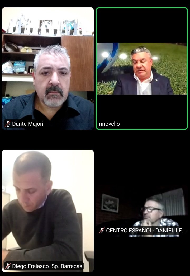 Excelente reunión de la Divisional D Gracias Sr Pte <a href="/tapiachiqui/">Chiqui Tapia</a> por acompañar a los Presidentes y delegados y mostrar su permanente apoyo a nuestras Instituciones
Es fundamental para llevar tranquilidad y para poder seguir trabajando con responsabilidad por el regreso del fútbol