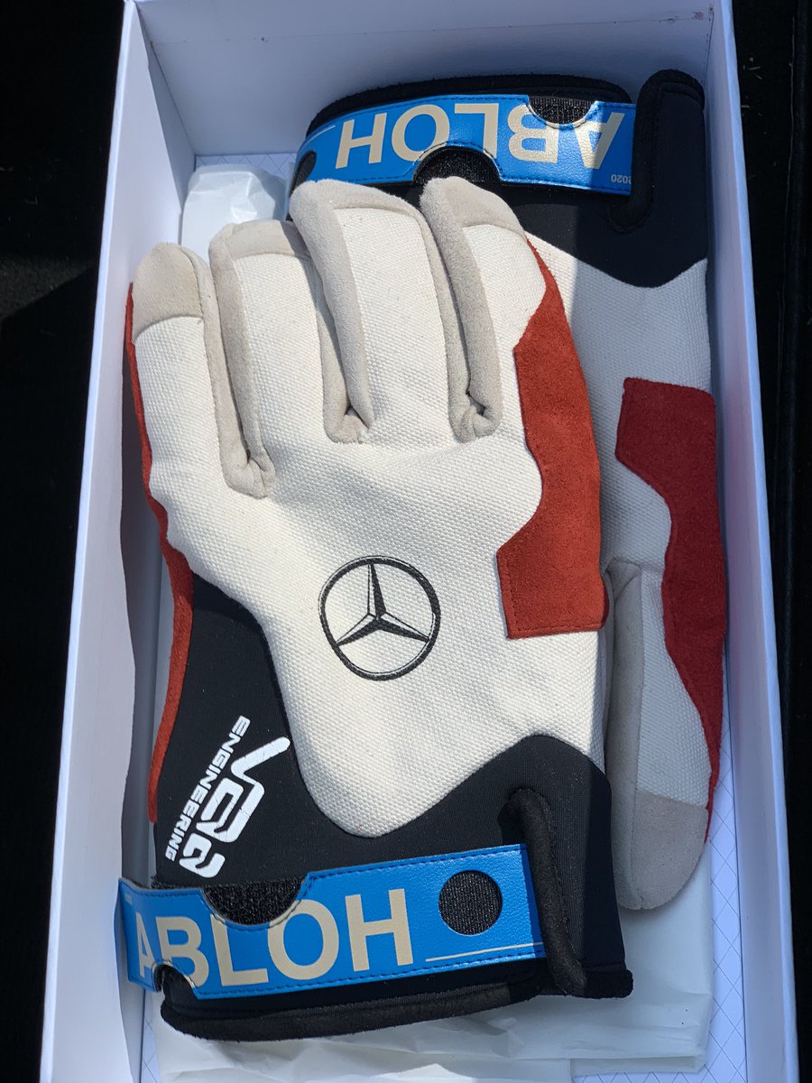 #MBxVA
#TheNewLuxury
<a href="/MercedesBenz/">Mercedes-Benz</a>
@VirgilAbloh
<a href="/Gorden/">Gorden</a>.Wagener