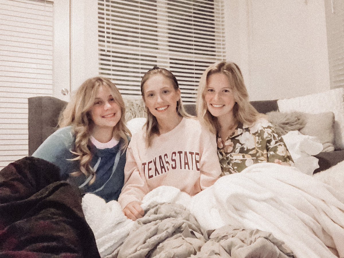 txstatedz's tweet photo. Sweet dreams PNMs, just one more sleep until we get to meet you💕💕 #txstatedz https://t.co/ltkD4mQHCi