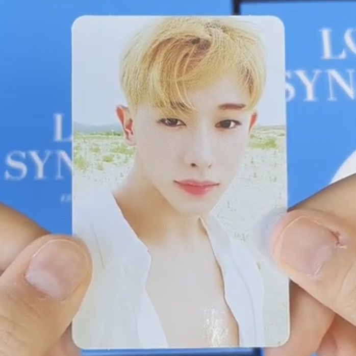 A THREAD OF WONHO PHOTOCARDS THAT I FIND