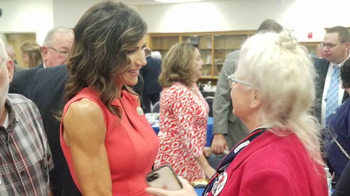 KristiNoem's tweet photo. Iowa is in great hands, especially because of the Pottawatamie County Republicans.
Thank you for letting me share South Dakota's story tonight. God bless you all! https://t.co/ZT7PGIyapi