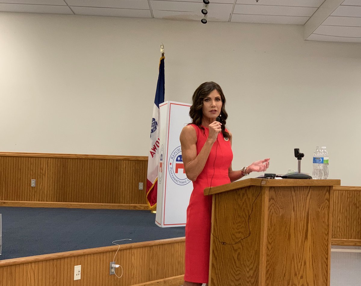 KristiNoem's tweet photo. Iowa is in great hands, especially because of the Pottawatamie County Republicans.
Thank you for letting me share South Dakota's story tonight. God bless you all! https://t.co/ZT7PGIyapi