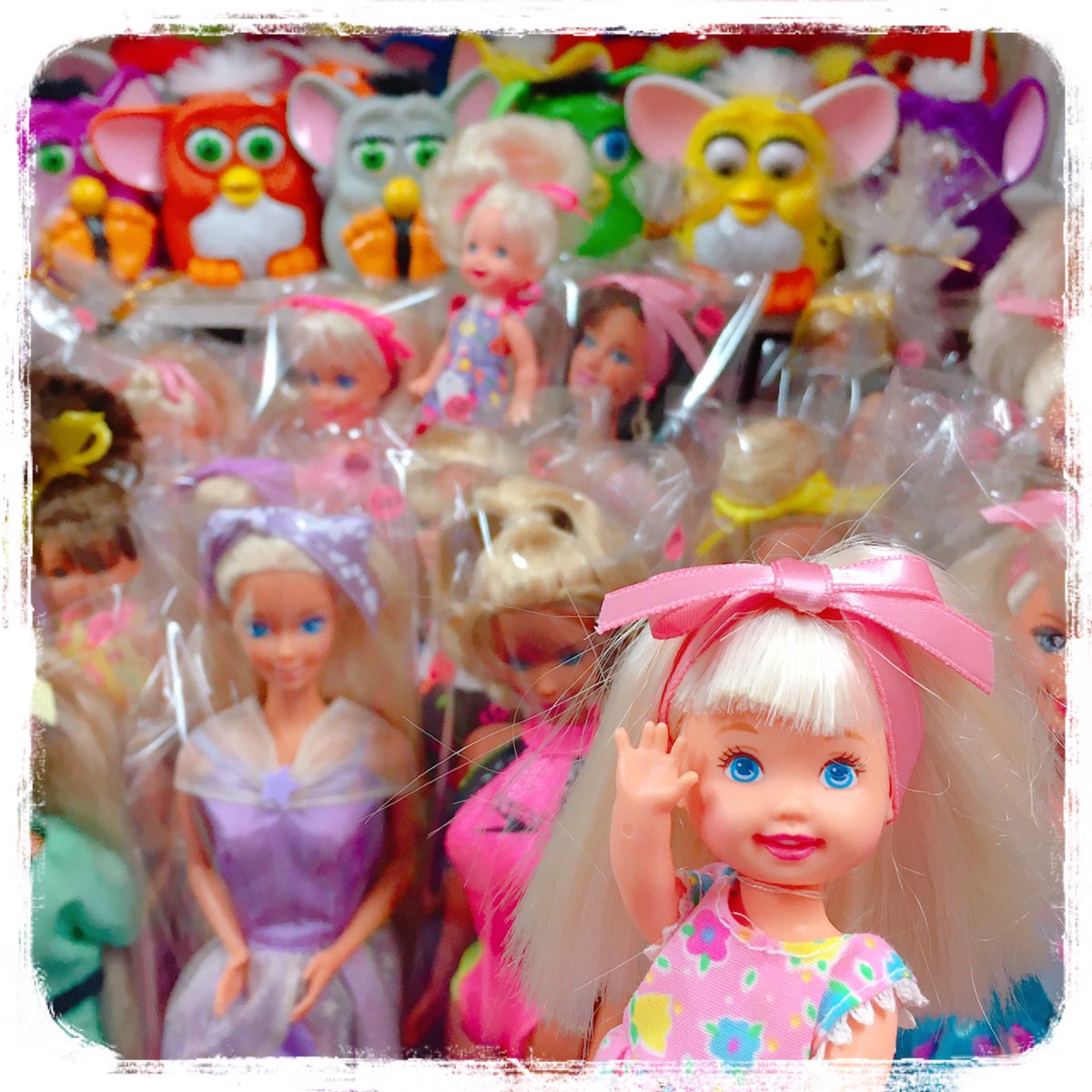knotatoy's tweet photo. 本日もご来店・ご注文お待ちしております😊
(土/Sat.)OPEN →12:00〜20:00⏰
#barbie #kellydoll #バービー #ケリー #furby #ファービー https://t.co/p1xU6iKQ3P