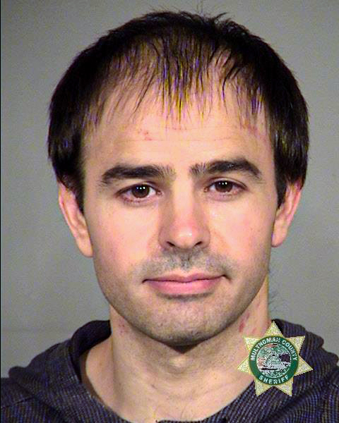 Arrested at the violent  #antifa Portland riot:Christopher Babb, 50: felony riot, carrying concealed weapon, attempted assault & more https://archive.vn/Jfnb3  Kyle Giacomozzi, 37, of Happy Valley, Ore  https://archive.vn/WmLs5 Deven White, 29, of Portland  https://archive.vn/Pvlgd 