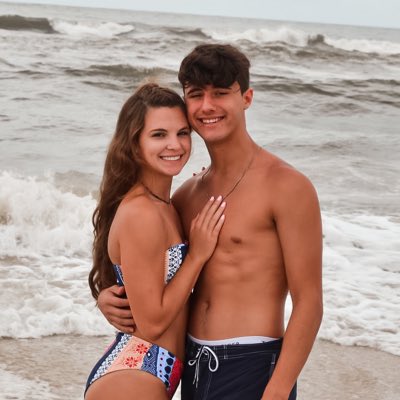 oliviaorm's tweet photo. #NewProfilePic https://t.co/GJZjB4u2le