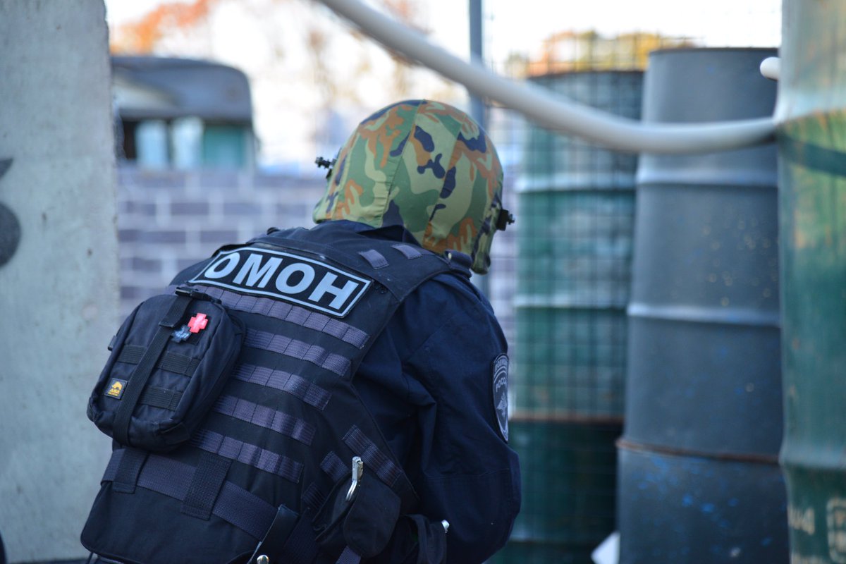 tunguska2s6's tweet image. #あなたの装備を見せたらその界隈が湧く
OMON