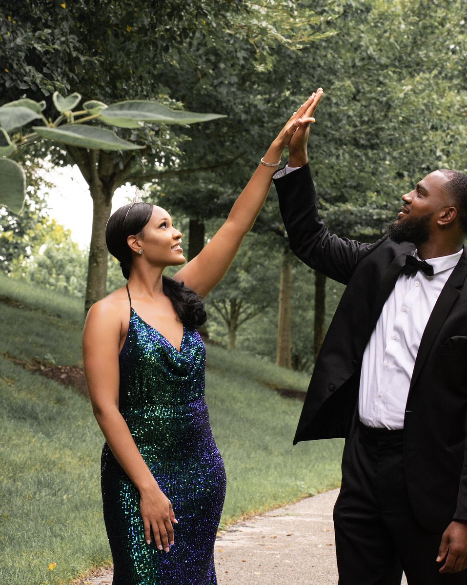 POPULAR_24's tweet photo. “Fell Str8 Outta Heaven” 😍❤️🤞🏽#MrsHaley #MyQueen #HaleyEverAfter @32chilledbritt  📸 @angies_lens https://t.co/p7MueFoWDn