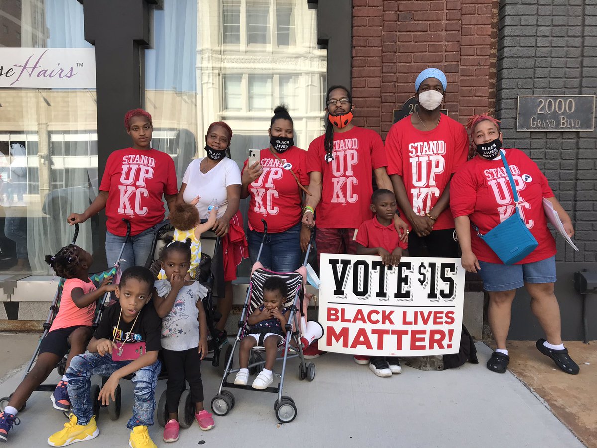 standup_kc's tweet photo. UNITED WE STAND, DIVIDED WE FALL! 
We cannot separate our fight for racial equality from our struggle for economic justice. The workers, united, will never be defeated! ✊🏿✊🏾✊🏻🇺🇸

#StandUpKC #MarchOnKC #BlackLivesMatter #FightFor15 #UnionsForALL https://t.co/GeebLnOU9R