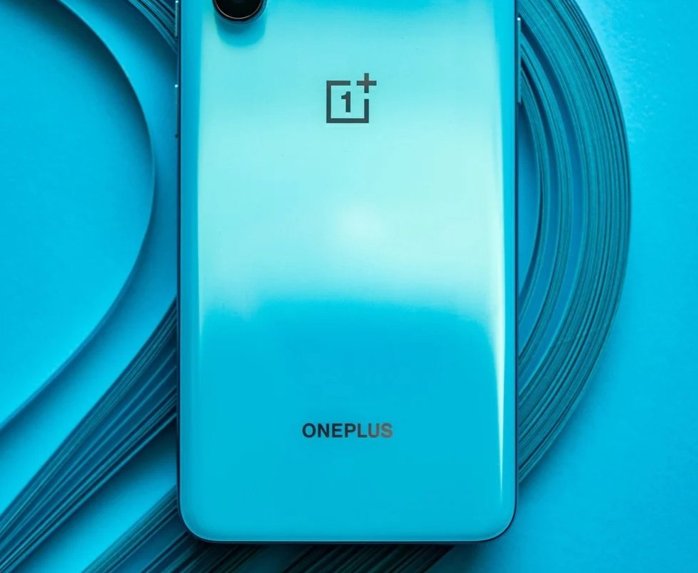 TechTipster_'s tweet photo. Possible OnePlus Clover (#BE2012) Appears on Geekbench
🔲Snapdragon 460
💾4GB RAM
⚙️Android 10
#OnePlus Clover specs
- 6.52" HD+ IPS LCD
- 1560 x 720px
- 64GB onboard storage
- 13+2+2MP
- 6000mAh
- 18W
- Rear-mounted FPS
- Bluetooth 5.0
- 3.5mm jack
- OxygenOS 10
#OnePlueClover https://t.co/vH3TzpxMl3