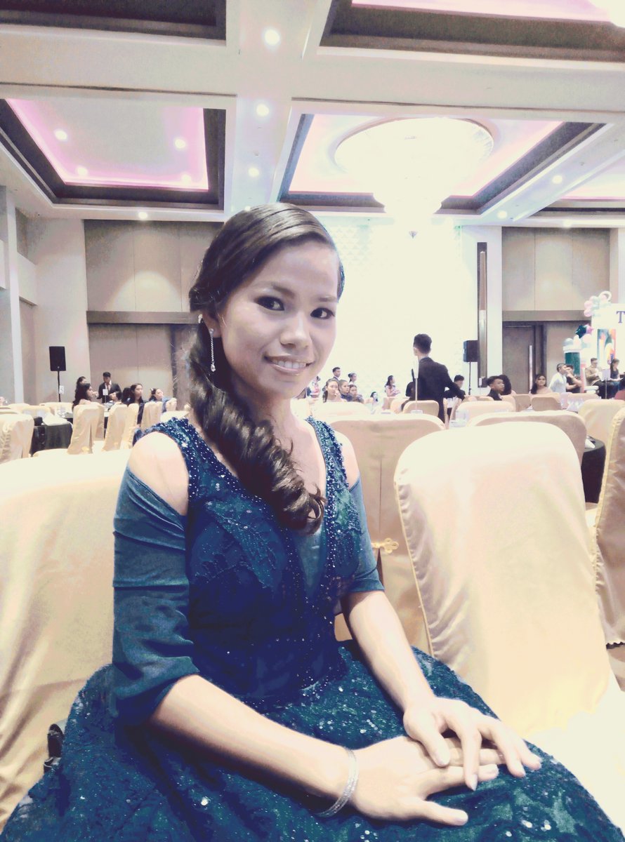 Claugene3's tweet photo. 2 YEARS AGOOO <3
#jsprom :) https://t.co/k5lxE0pFOJ