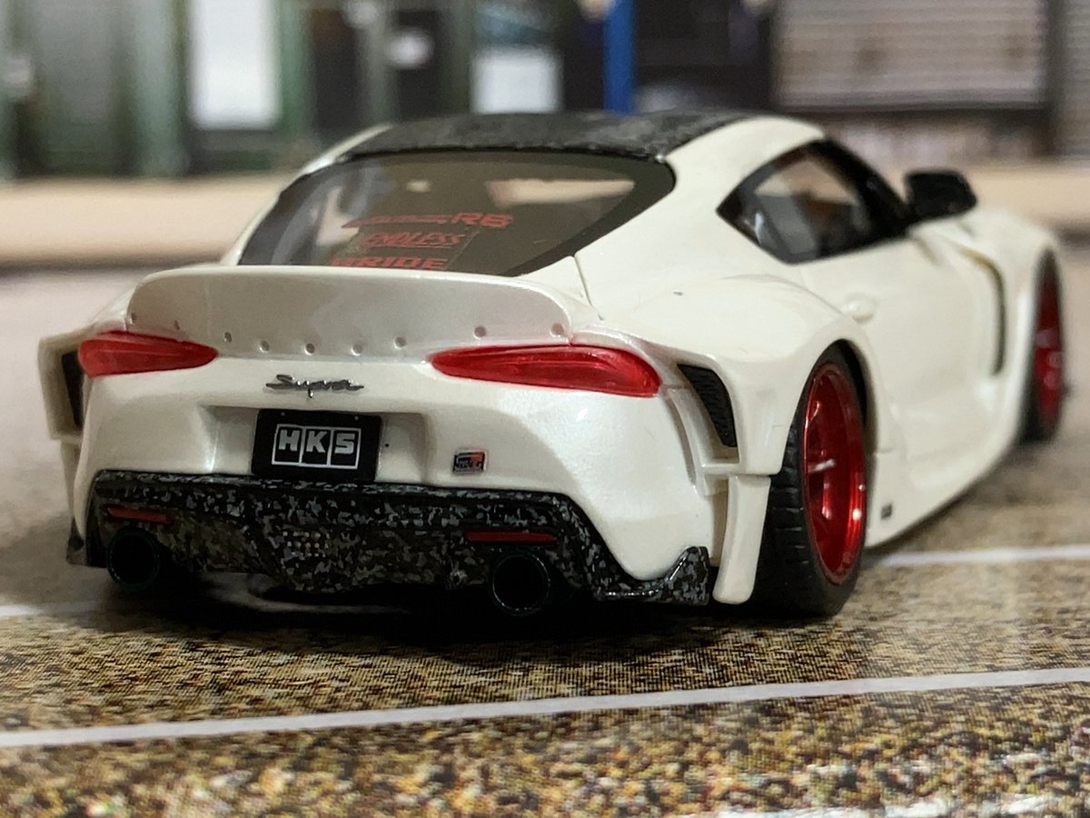 breitlingyokoo's tweet photo. 第1466回目 HKS GR SUPRA
Aero A90
東京カスタムカーコンテスト2020グランプ��のミニカー化です。499限定品で@MMiniart さんより購入。
ボディはきめ細かいパールホワイト塗装。ヘッドライトは内部まで造形。ホイールも出来も素晴らしいです。クソカッコいい!
#ENGUP
#タイチョミニカー紹介 https://t.co/2ni3fLOkcR