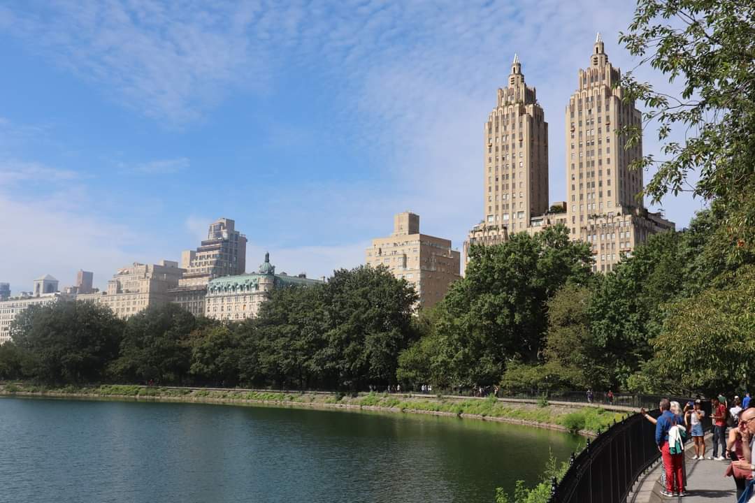 We spent almost an entire day in Central Park over the weekend and didn't even see all of it. It was strangely a huge anchor of our holiday. Staying where we were it meant we could very easily jump in and out of it.