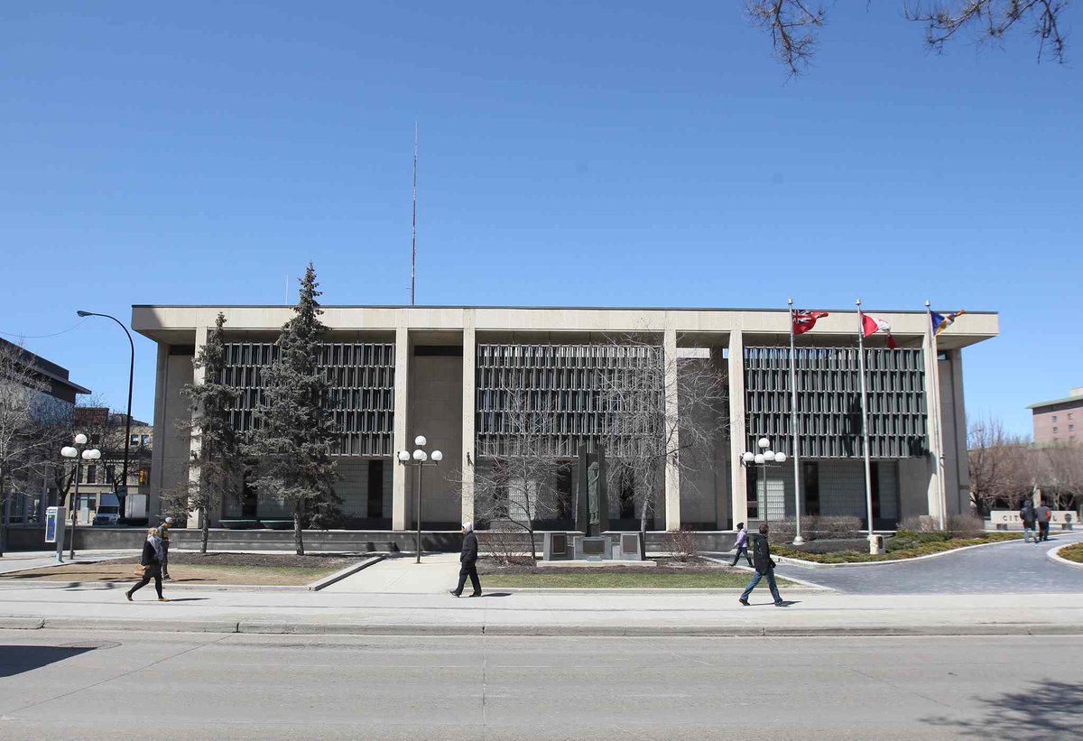 Old Canadian city halls that were destroyed and replaced with a monstrosity in the last 60 years: a thread.I've always lamented our beautiful old city hall (destroyed in '65), and loathed its soulless replacement - but I never knew this was so widespread throughout the country!