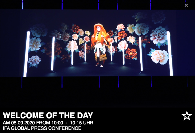 implausibleblog's tweet photo. @IFA_Berlin @ataraina_eu Now that was an intro #IFA20 

If Ataraina means "It would be so great if I had it. So great if it existed" 

Then after watching that demo on stage, I concur with the presenter, "I really wish I had that too!"

All of the products showcased are really cool, but this is my fav 👞 https://t.co/8v812jPXM8