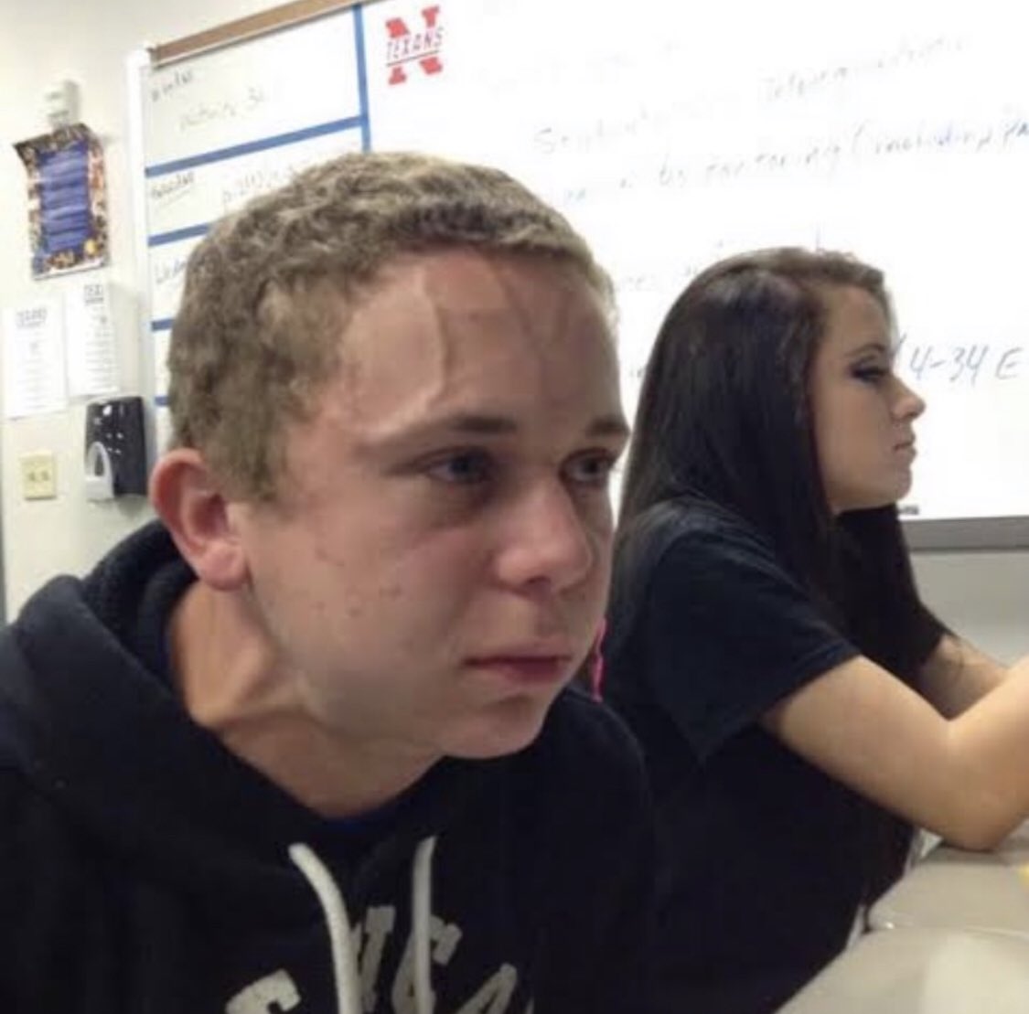 Baearal's tweet photo. Me trying not to ship ayşe &amp; deniz because he is married
#KirmiziOda  , #MeriçAral , #BurakSevinç https://t.co/APyw3R9tn3