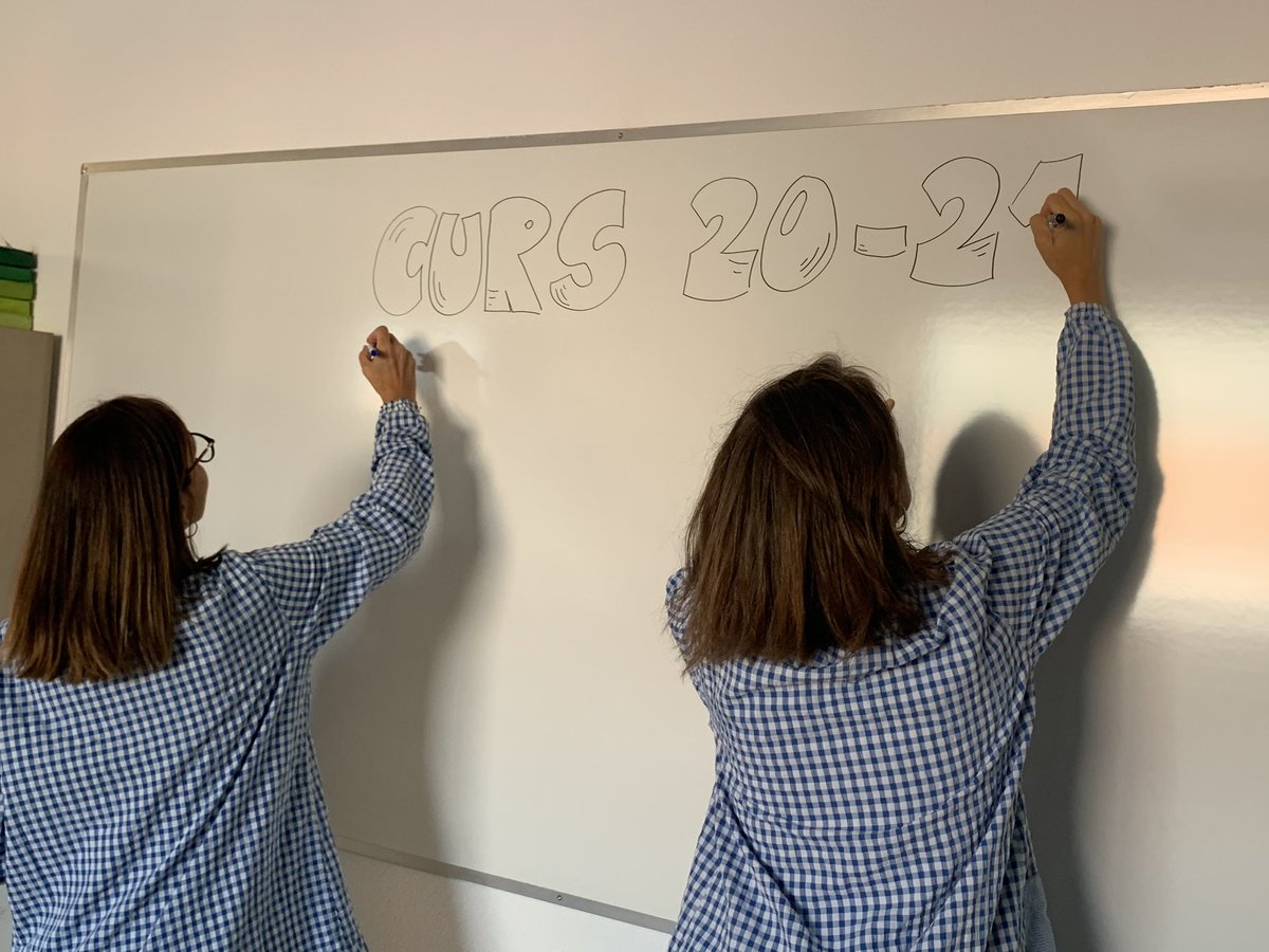 barjuan_rut's tweet photo. El nostre equip ja té apunt el curs 2020-21 amb nous espais i ganes d’afrontar els reptes sanitaris i educatius. BENVINGUT CURS 20-21!!!! https://t.co/WCvc2mRWRZ