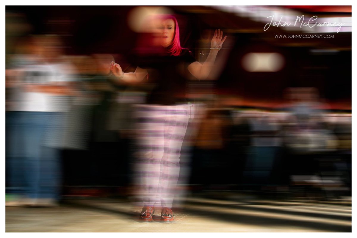 Glasgowbud1965's tweet image. A way of life ....
2019, Modstuff, Paisley
#Modstuff #Northernsoul #Dancer #Paisley #ThePhotoHour
johnmccarney.com/Events