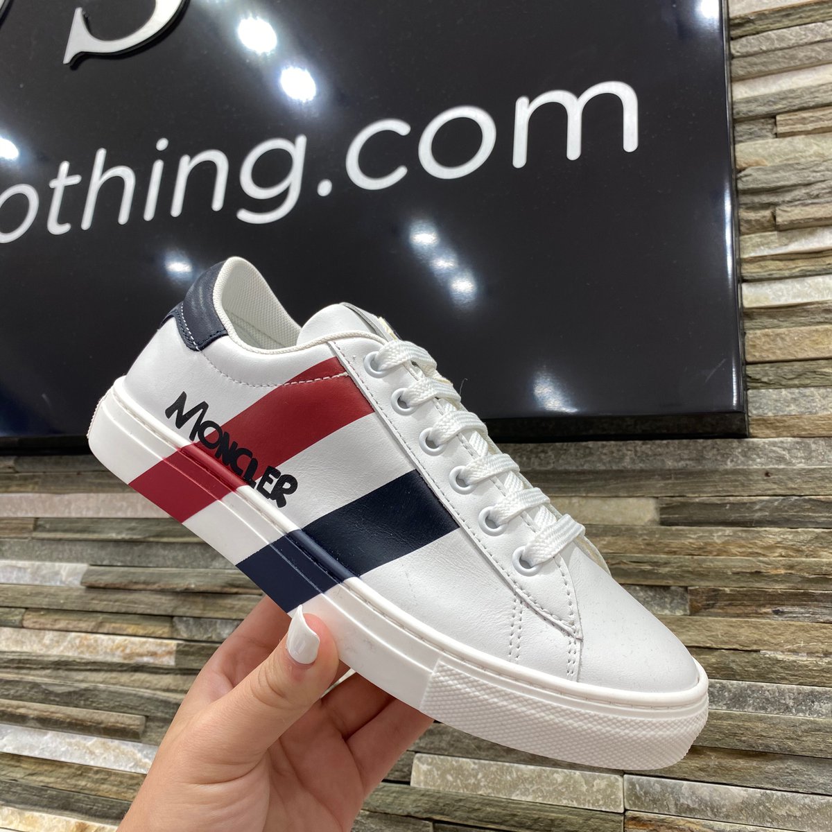 odsonline's tweet photo. Boys new season Moncler trainers ❤️
-
-
Available to shop in store now, deposits accepted ☑️
#odsdesignerclothing #odsjunior #fashion #style #monclerenfant #moncler https://t.co/koonyTf0AC