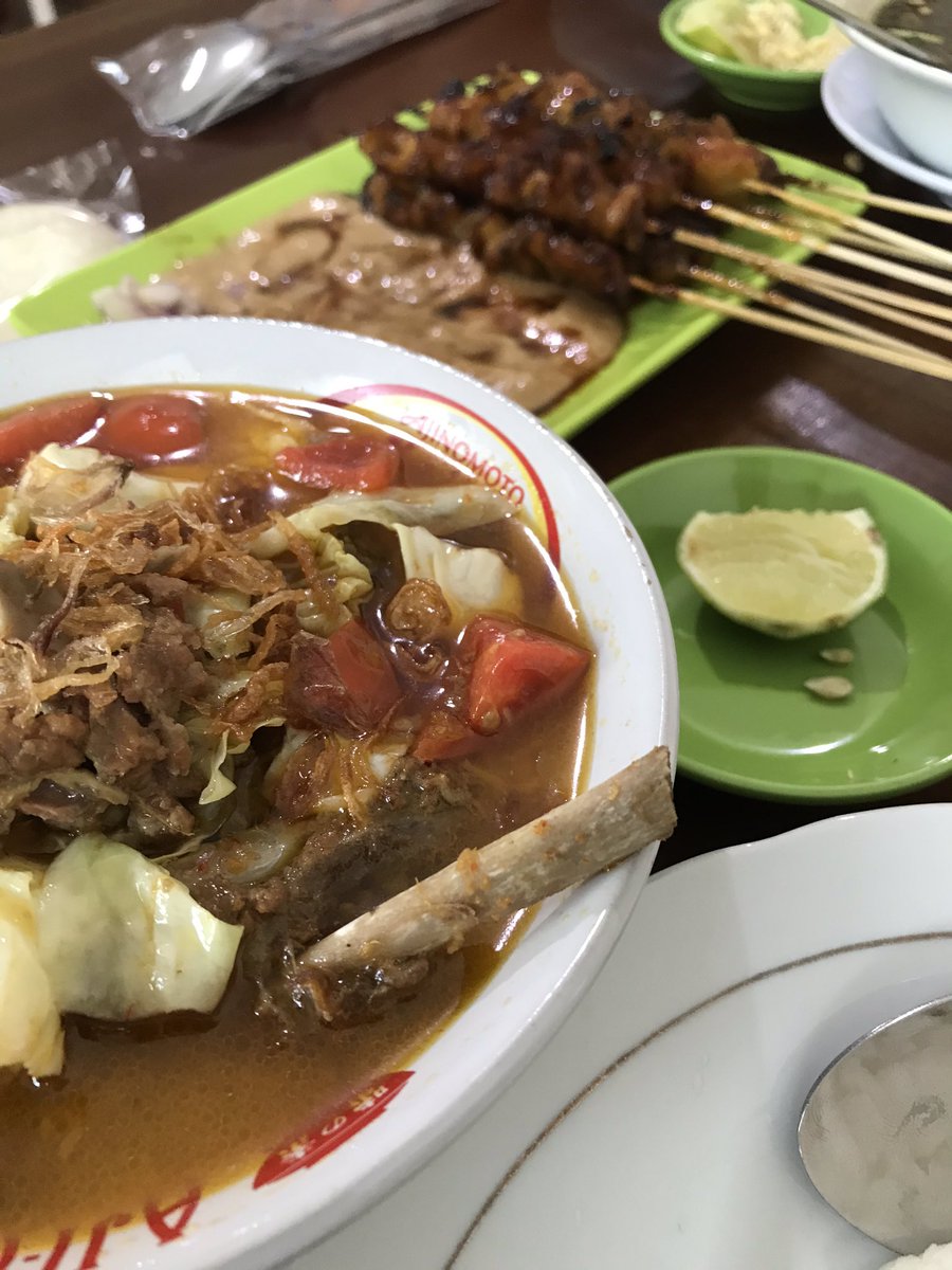 tom maximoff tweet media