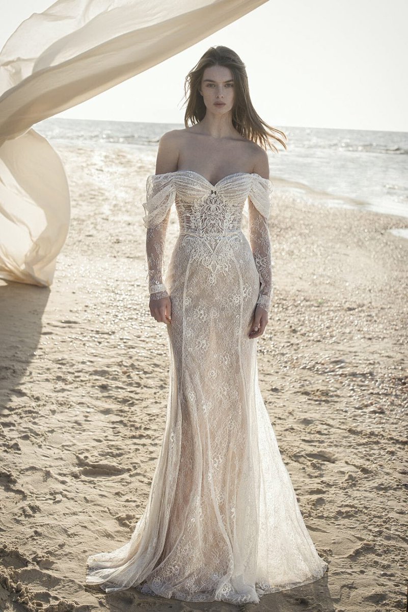 MDbridal's tweet photo. Not long now until the Alon Livne trunk show! 
11th- 21st September
London boutique 
Receive £250 off your made to order gown!

#bride #wedding #weddingdress #bridal #bridesmaids https://t.co/k3iVcGXnV0
