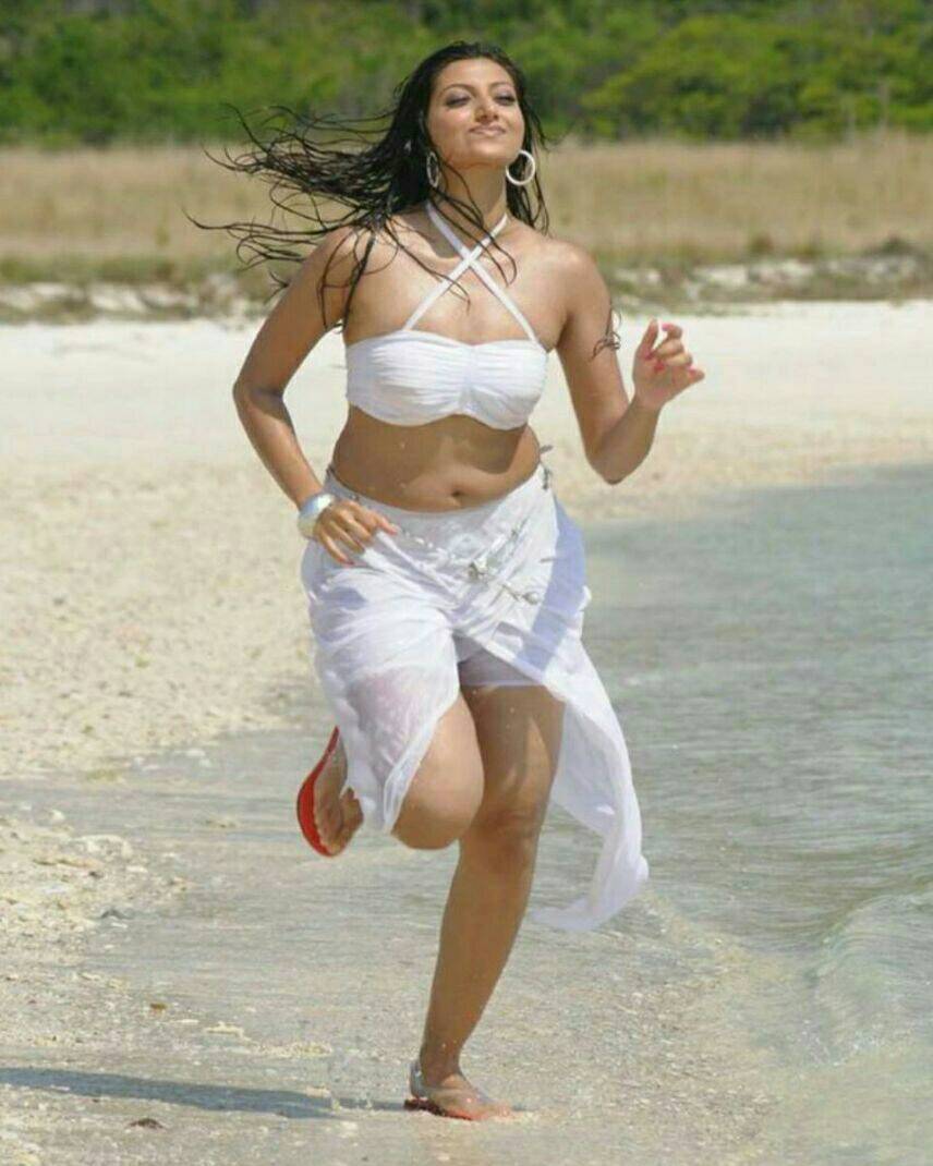 EhI9gdkXsAIMOPC?format=jpg&name=medium