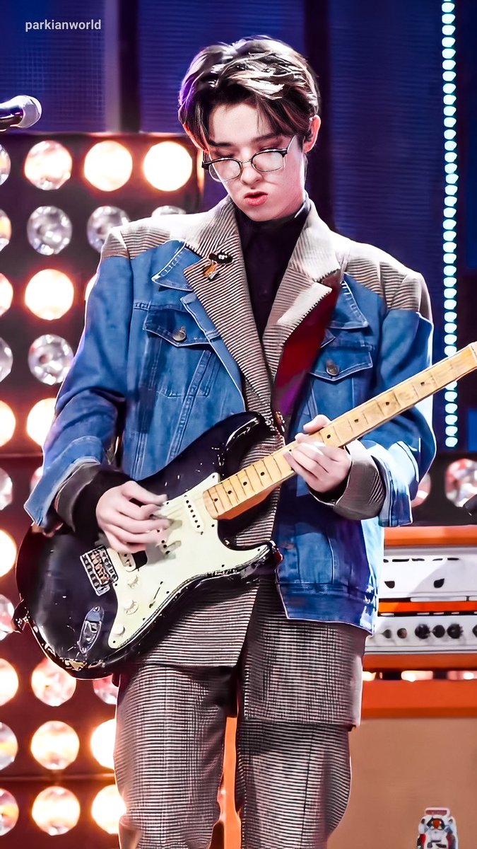  [HD THREAD] 191030 I miss seeing him on stage #DAY6  #Jae  #데이식스  #제형