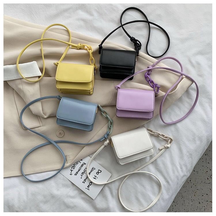 mellowxbag's tweet photo. [พร้อมส่ง] ⭐️ 𝑆𝑡𝑎𝑟𝑚𝑖𝑒 𝑀𝑖𝑛𝑖 𝐵𝑎𝑔 ✨⁣
กระเป๋าสะพายใบจิ๋วสีลูกกวาด น้องน่ารักมากก เหมาะสำหรับวันชิลๆค่า⁣
⭐️ size : 12x10.5x5cm ⁣
⭐️ สายถอดออกได้⁣
⭐️ วัสดุทำจากหนัง PU ซับในด้วย polyester⁣
⭐️ ��ี5สี ดำ ม่วง เหลือง ขาว ฟ้า⁣
⭐️ 250฿ Free reg.⁣ https://t.co/xpgsWIaCER
