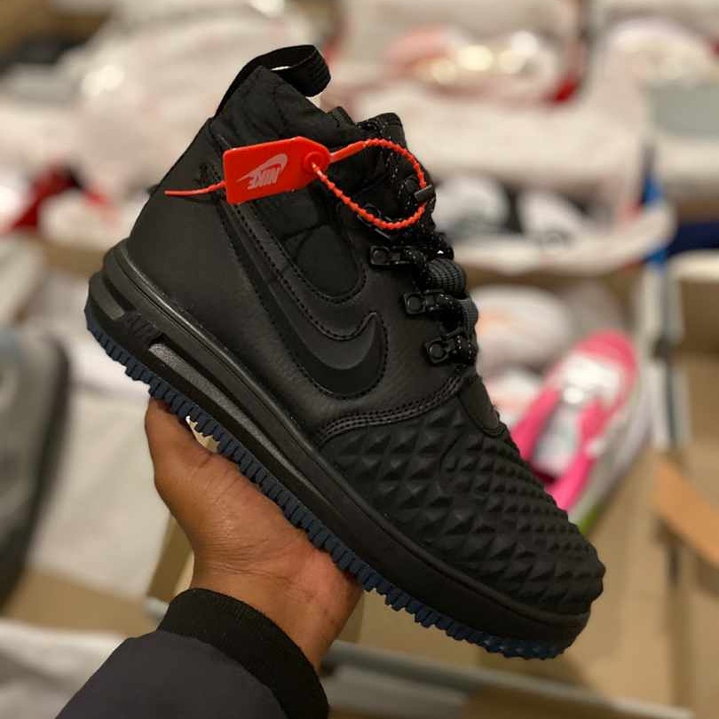 sneaker boutique online